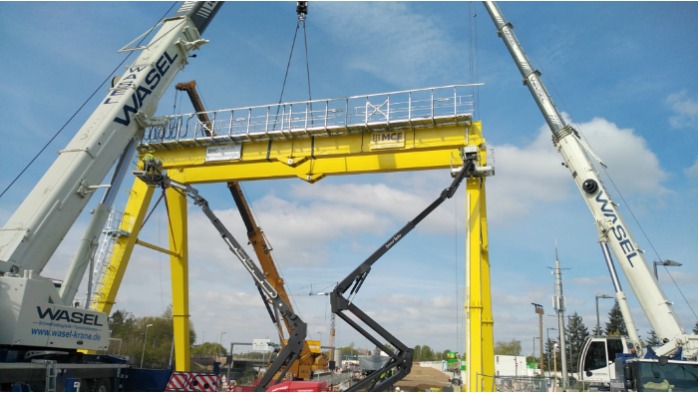 Erection of 2 Gantry cranes set in Germany 