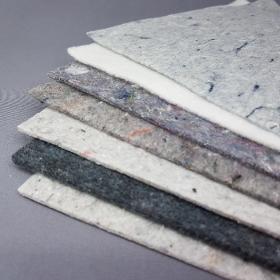 Fieltro de fibra textil reciclada